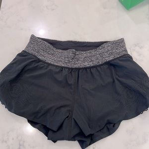 Lululemon weightless split short